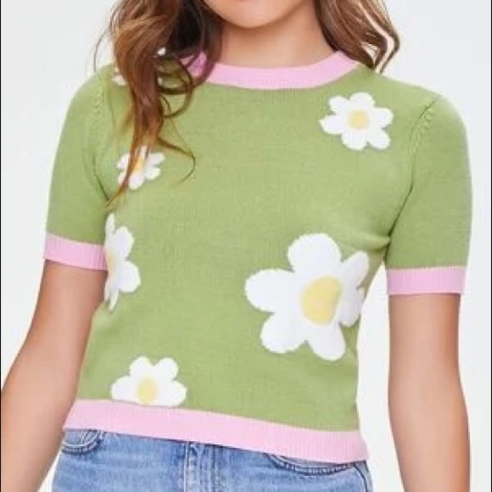 Green Floral Cropped Sweater 💚🌼